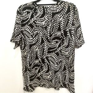Vintage black and white silky pleated top